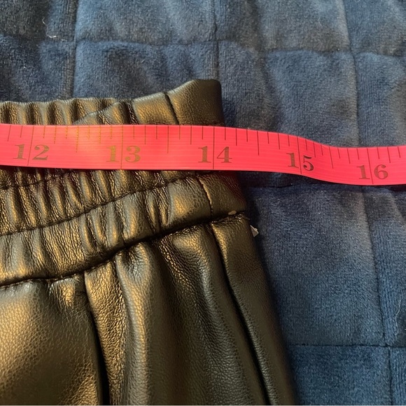 ZARA Women’s Faux Leather Black Joggers Small - Picture 7 of 8